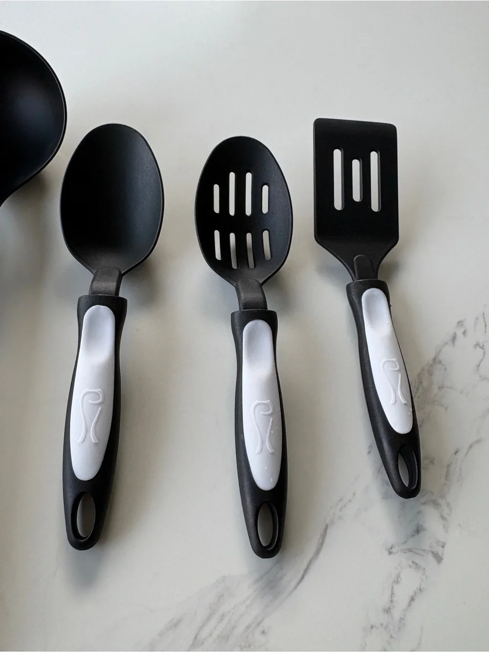 Oxo and Xtrema Kitchen Tools Set (Serving Utensils and Measuring Cups)
